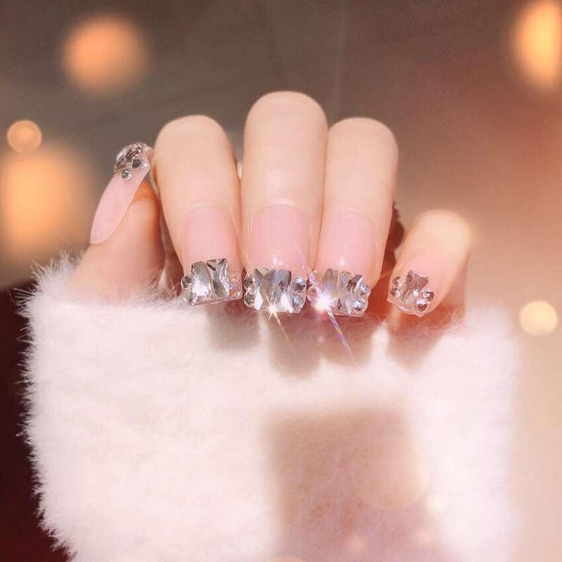 Nail đẹp. Bộ 24 móng tay giả đính đá sáng cực đẹp siêu sang chảnh giá rẻ