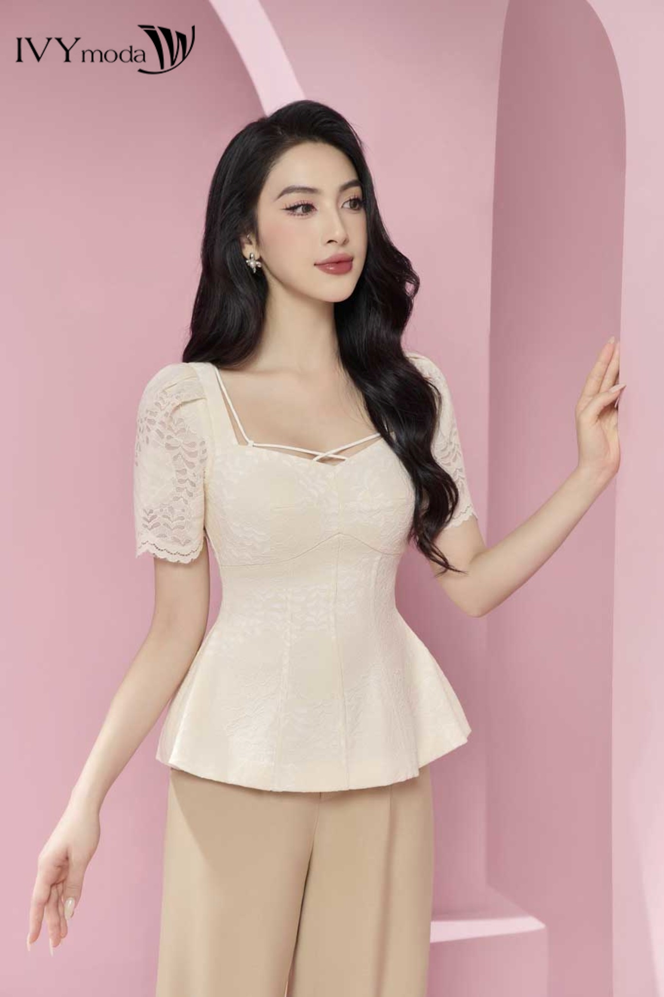 Áo peplum phối ren IVY moda MS 16M8305