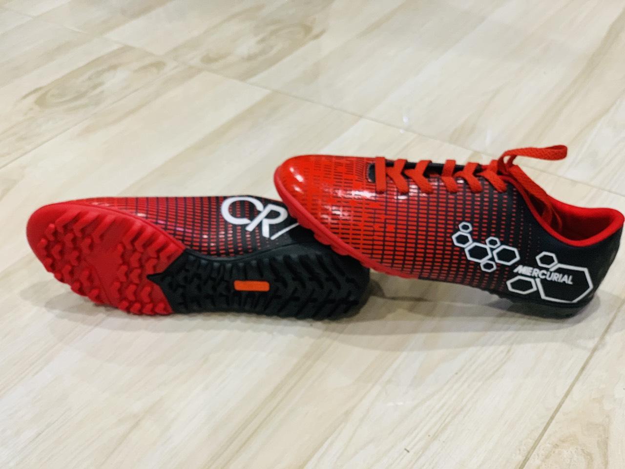 Giày Đá Bóng Trẻ Em CR7 Mới Nhất