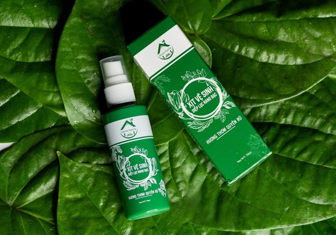 Xịt Vệ Sinh Diệp Lục Nano Bạc