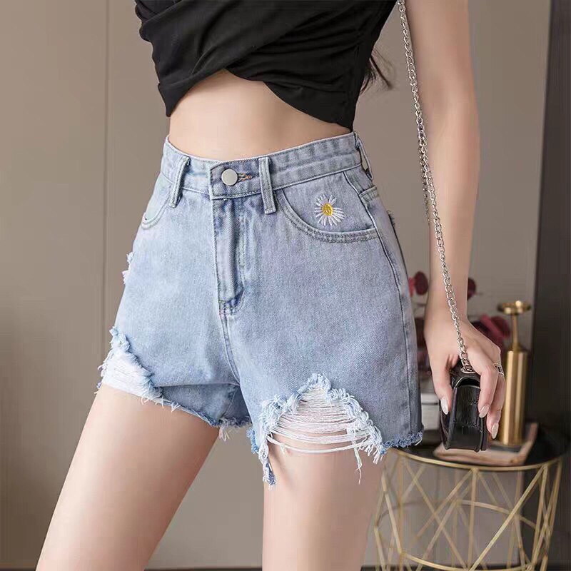 [HCM]QUẦN SHORT JEAN NỮ MÀU XANH THÊU HOA CÚC CHẤT BÒ MẪU MỚI THỎ TÂY SHOP94 MS212