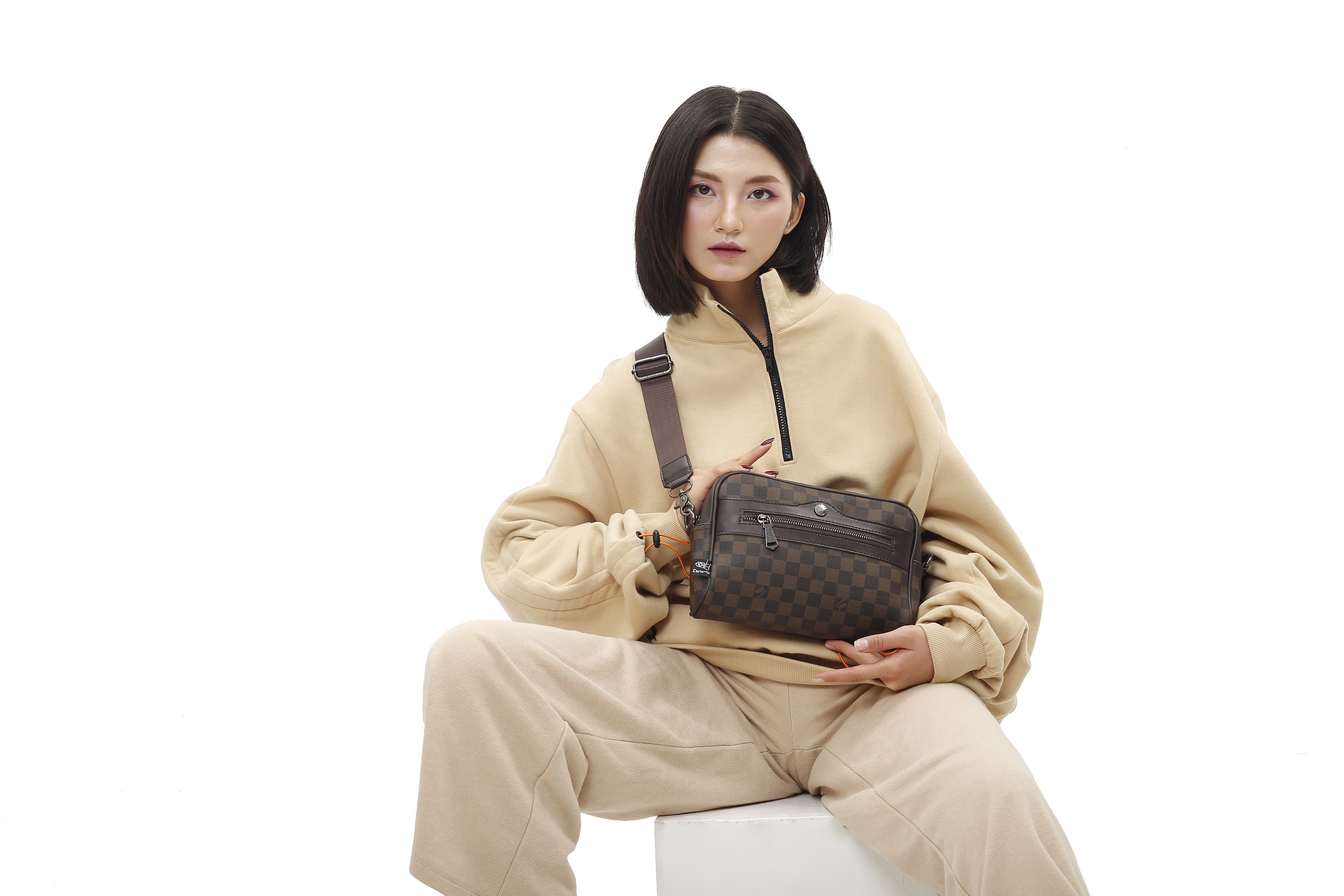 Túi đeo chéo Damier Three-Box chính hãng - MS5707