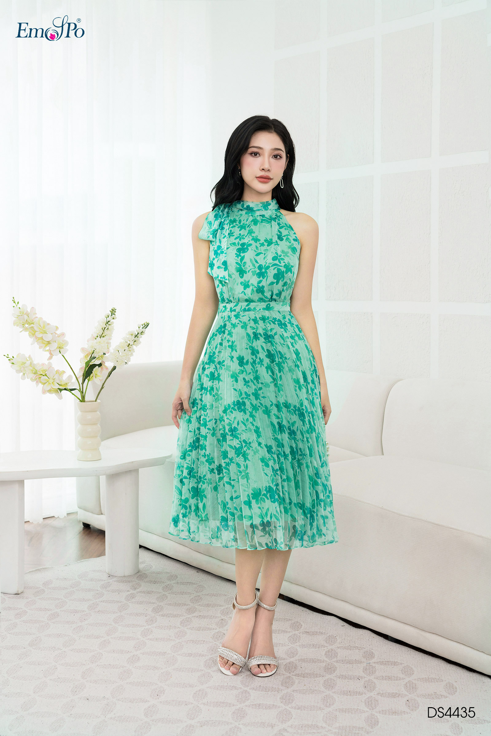 Đầm xòe dập ly sát nách buộc nơ lệch emspo ds4435
