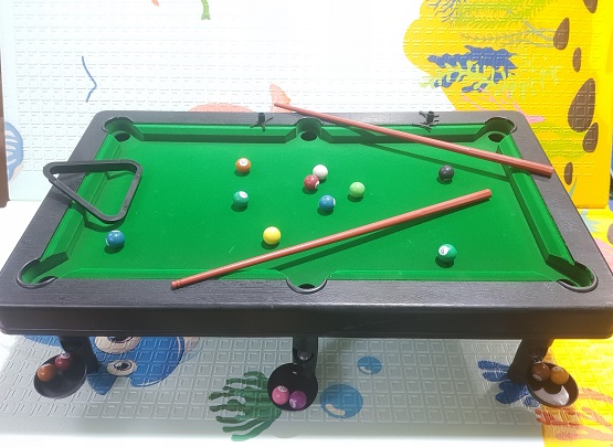 Trò chơi bida cho bé hoá trang thành các cơ thủ snocker loại cao cấp 16 trái banh kèm chân bàn (loại to), Tro choi ban bida giup be hoa trang thanh co thu loai cao cap 16 trai banh kem chan ban