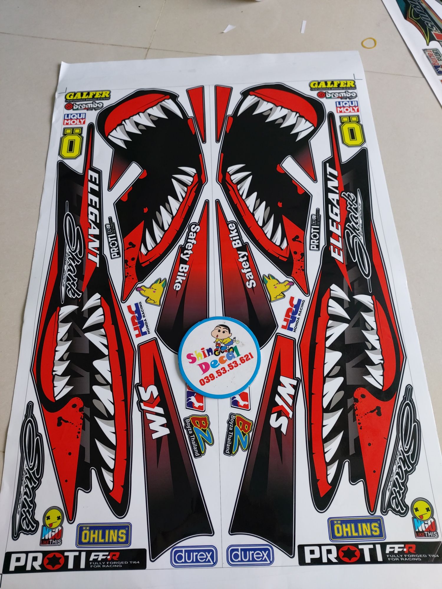 Tem xe elegant 50 cá mập