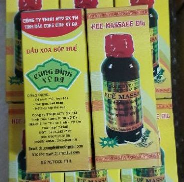 2 Dầu xoa bóp Huế hiệu Cung Đình Vỹ Dạ ( chính hãng 2 chai x 60ml )