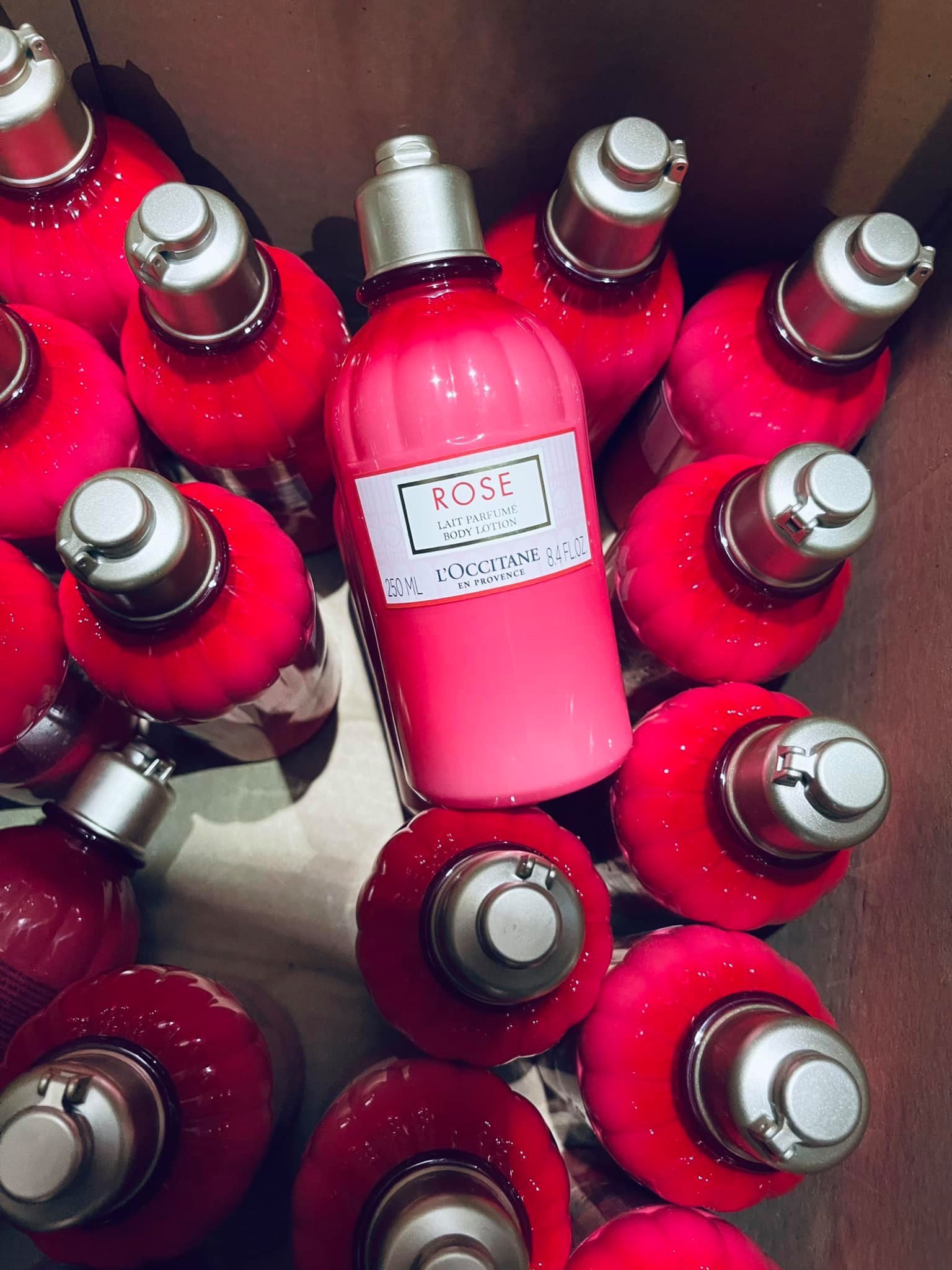 Sữa dưỡng thể L'Occitane Rose Body Lotion