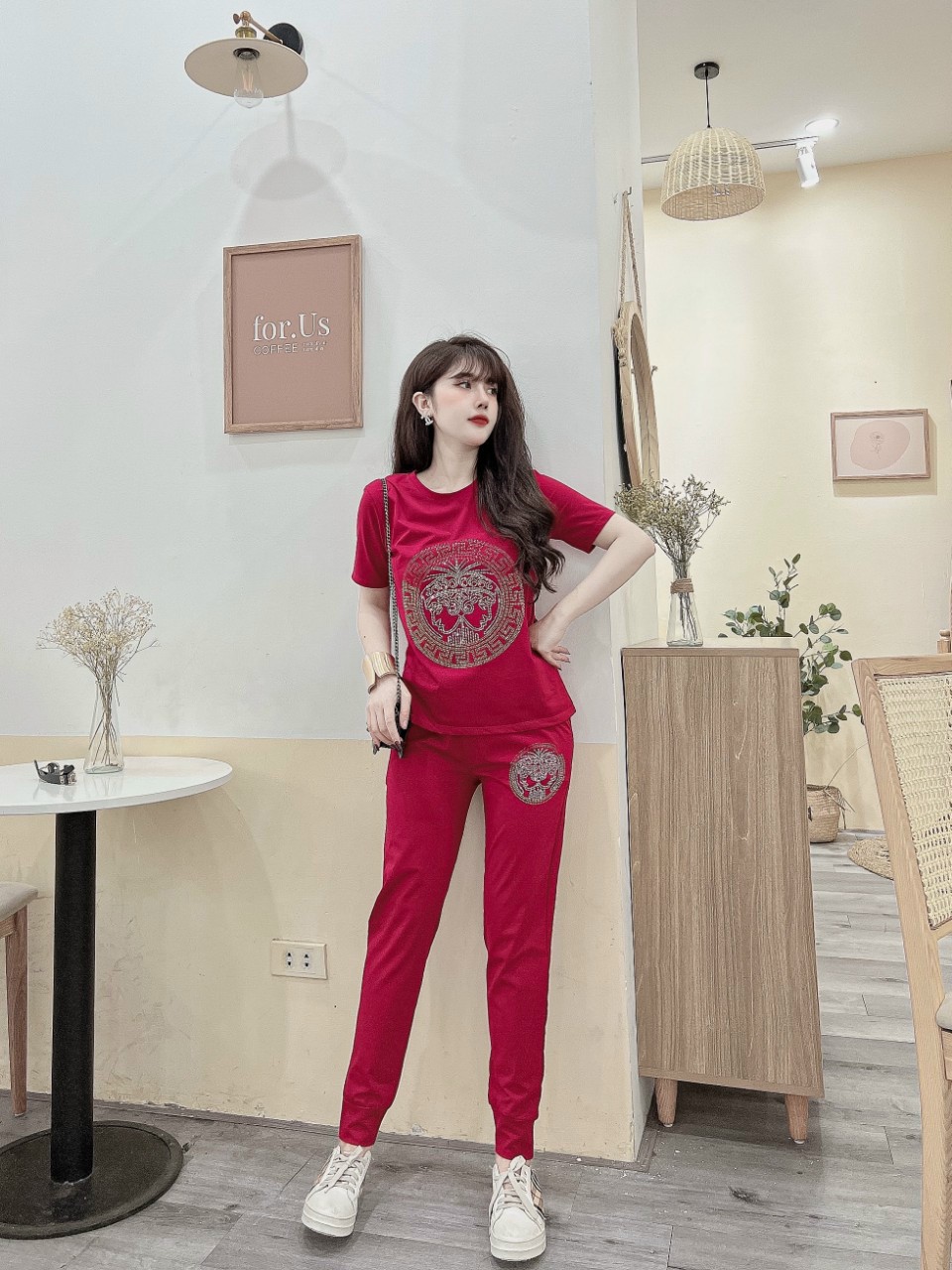 Đồ bộ thun cotton đính đá họa tiết (3 màu: đen, đỏ, cam)
