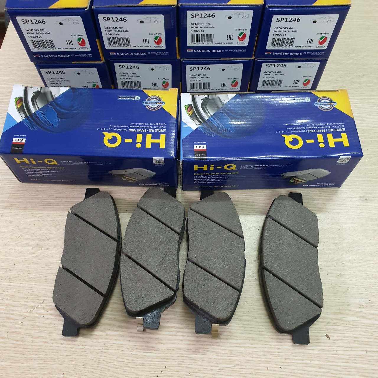 Má phanh trước Hyundai Solati 5810159A10