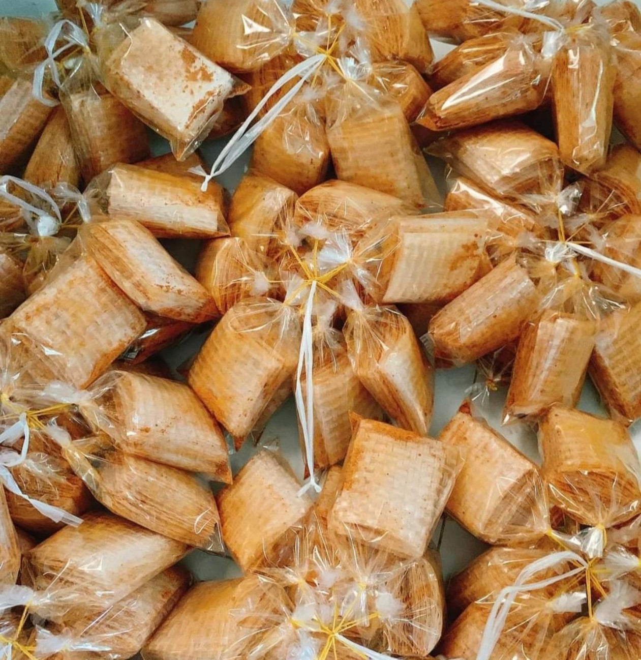 Bánh tráng xike lắc muối mini