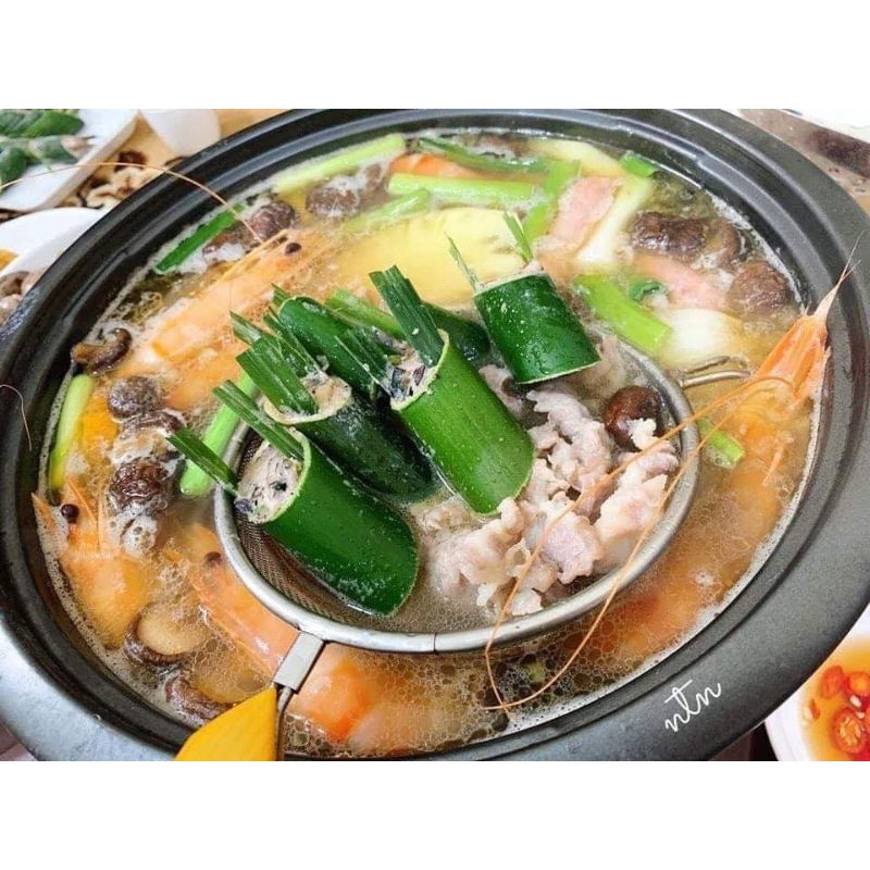 Chả Ốc Nhồi Ống Nứa Khay 20 Ống. Đăc Sản Tuyên Quang. Hấp, Lẩu, Nướng, Luộc Ngon. - CHỈ SHIP HOẢ TỐC HÀ NỘI - FreeShip Max - doanvat165thaiha