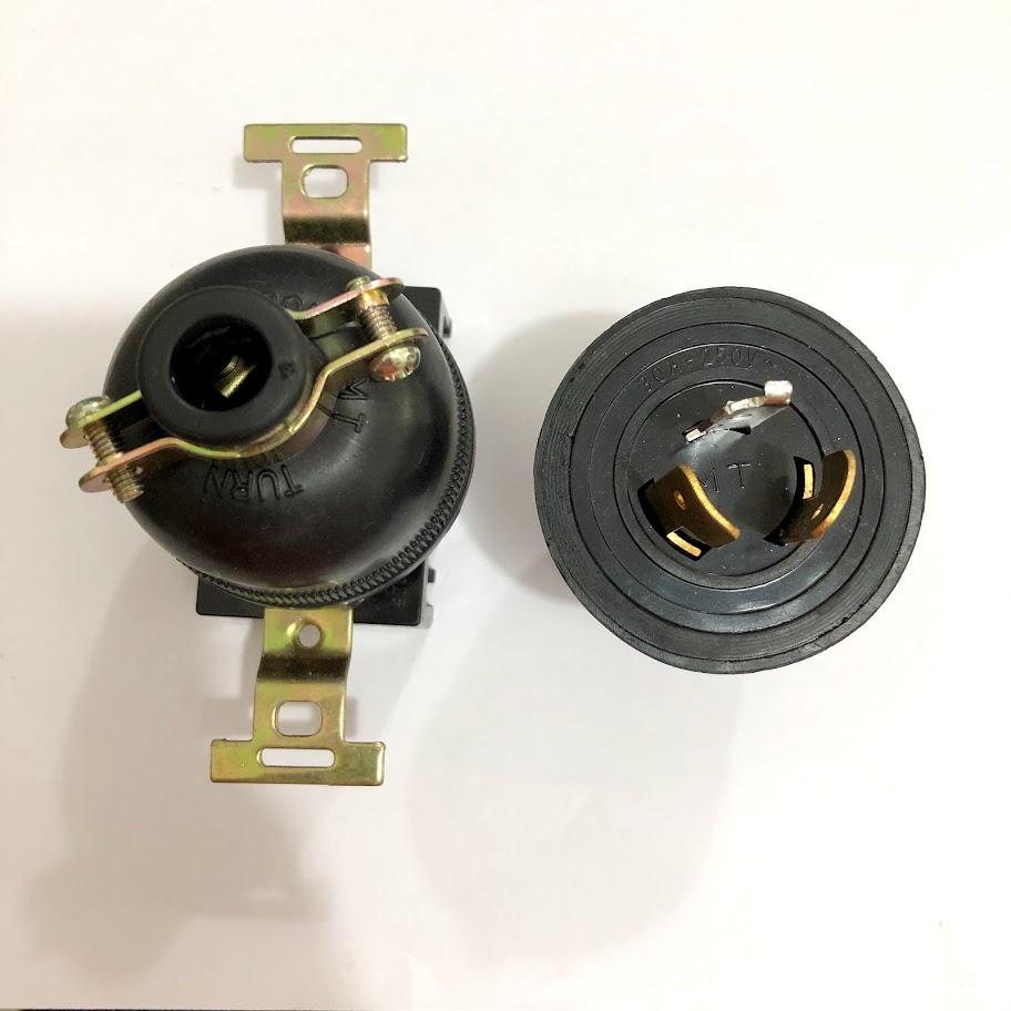 Phích cắm 3 cực, Phích cắm 3 chấu