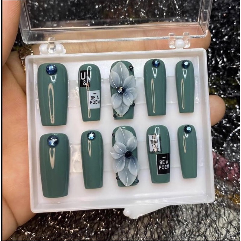 Nail box 017