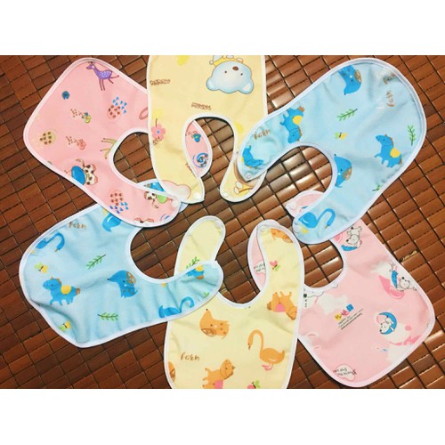 Combo 2 Yếm Cho Bé Có Lót Chống Thấm- loại cúc bấm