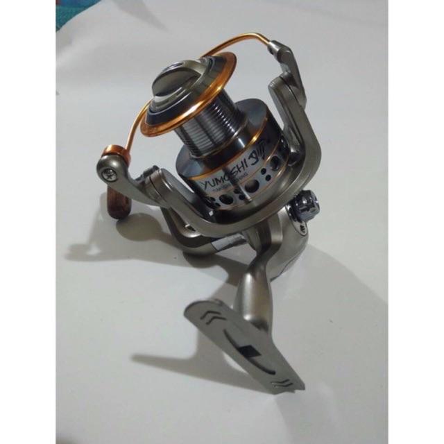 Máy câu cá yumoshi LC 7000 máy cực khoẻ y hình . Kích thước chính xác của sản phẩm này là: màu y hình,1 máy LC 4000 big sale
