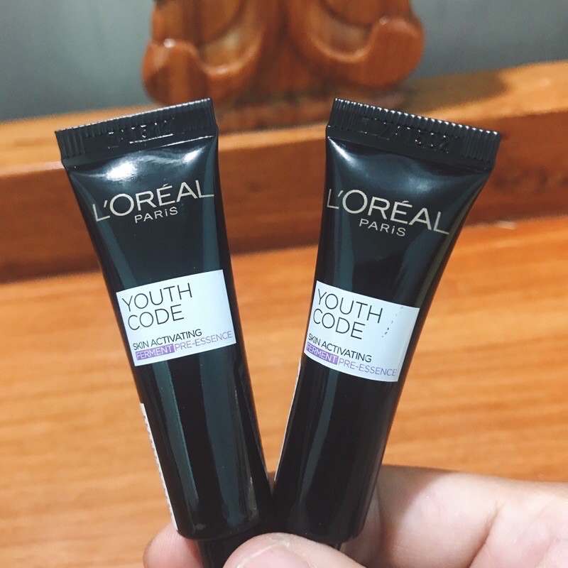 Hoạt chất dưỡng da tươi trẻ Loreal Youth Code 7.5ml ( hàng dùng thử)