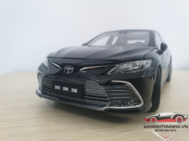 [HCM]Xe mô hình Toyota Camry tỉ lệ 1:18