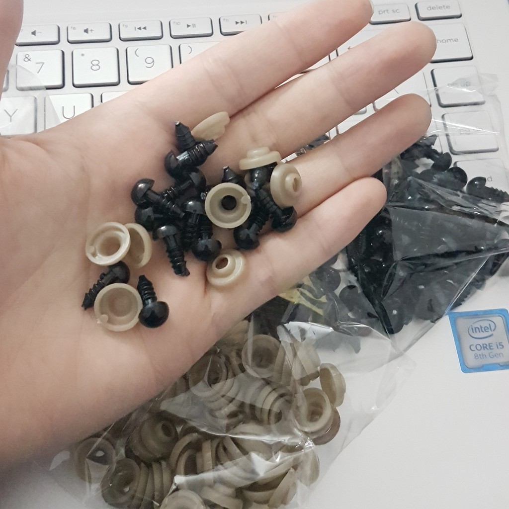 Mắt thú vặn có chốt. Mắt thú vặn bán theo cặp