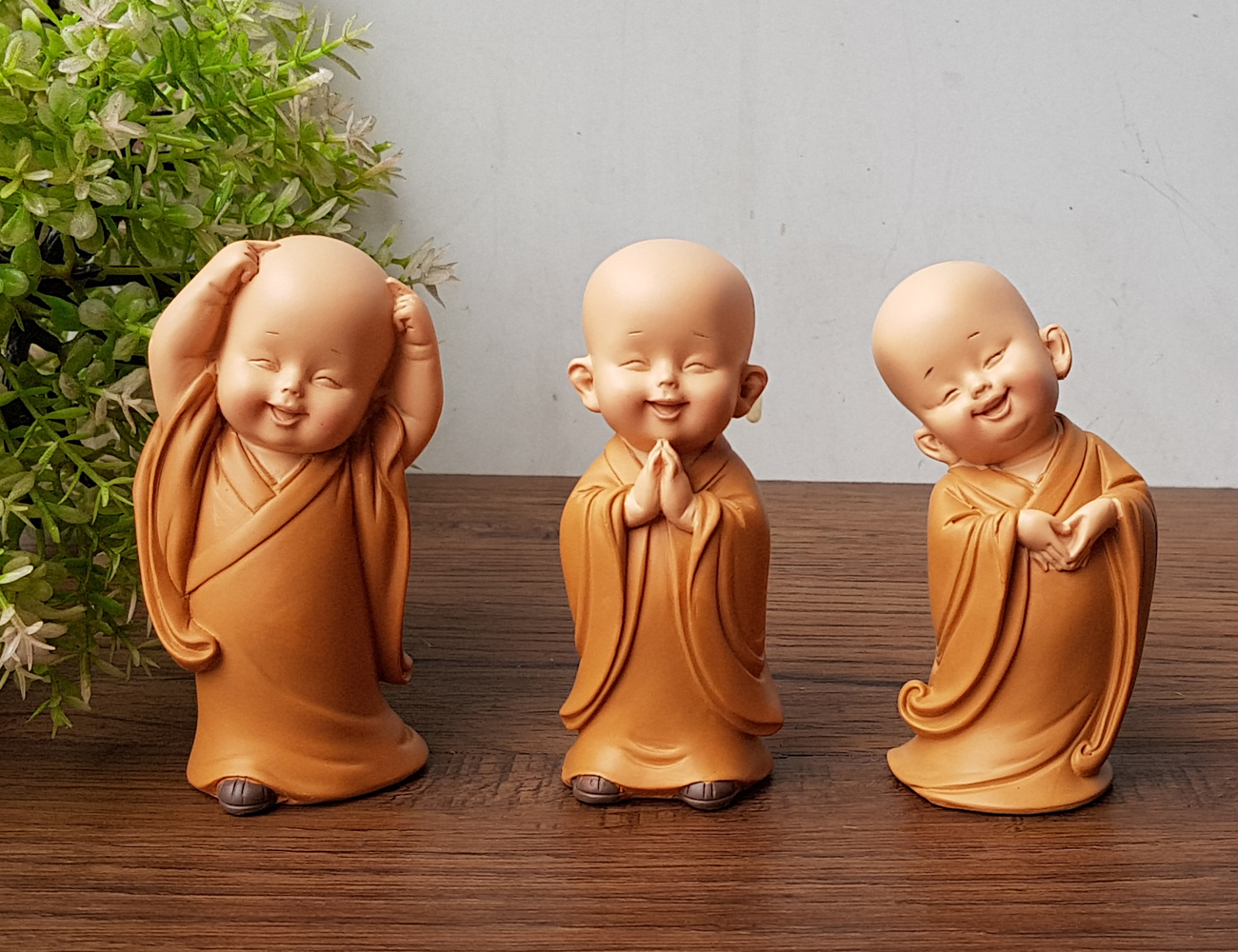 Bộ 03 chú tiểu áo nâu yêu đời - mẫu đứng size mini 8cm