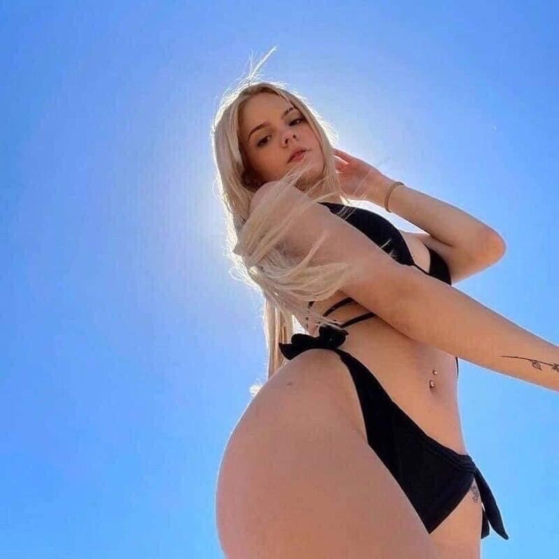 Bikini 2 mảnh basic quần chip nơ to siêu tây.