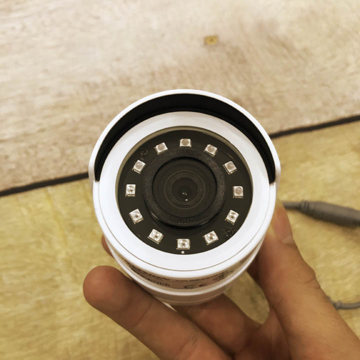 Camera Hikvision DS-2CE16B2-IPF 2MP 4 chế độ Hồng ngoại 20m