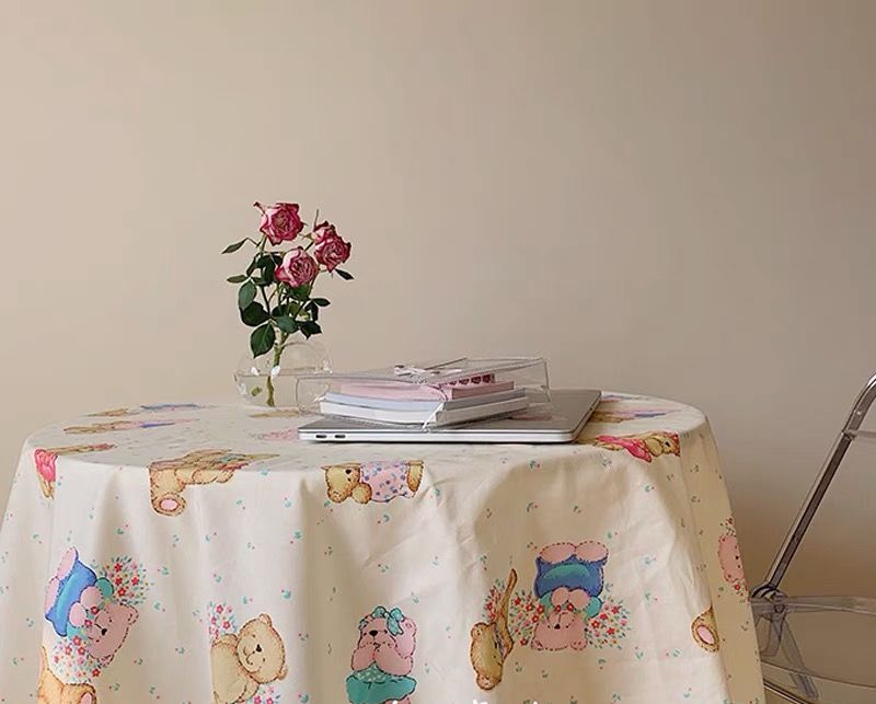 Khăn trải bàn/ Thảm picnic hình gấu. Bear