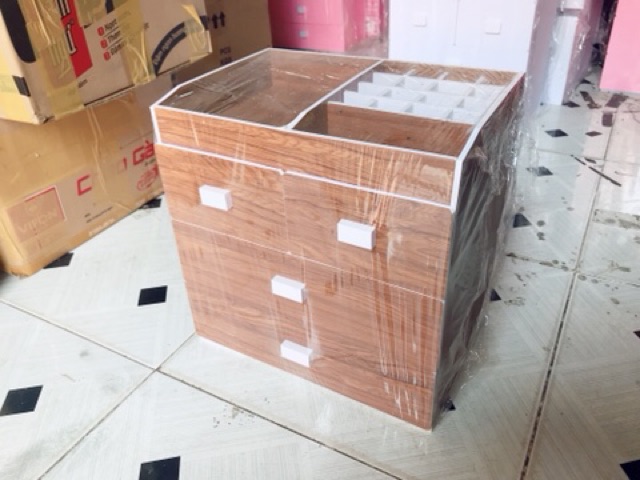 Kệ đựng mỹ phẩm gỗ 4 tầng