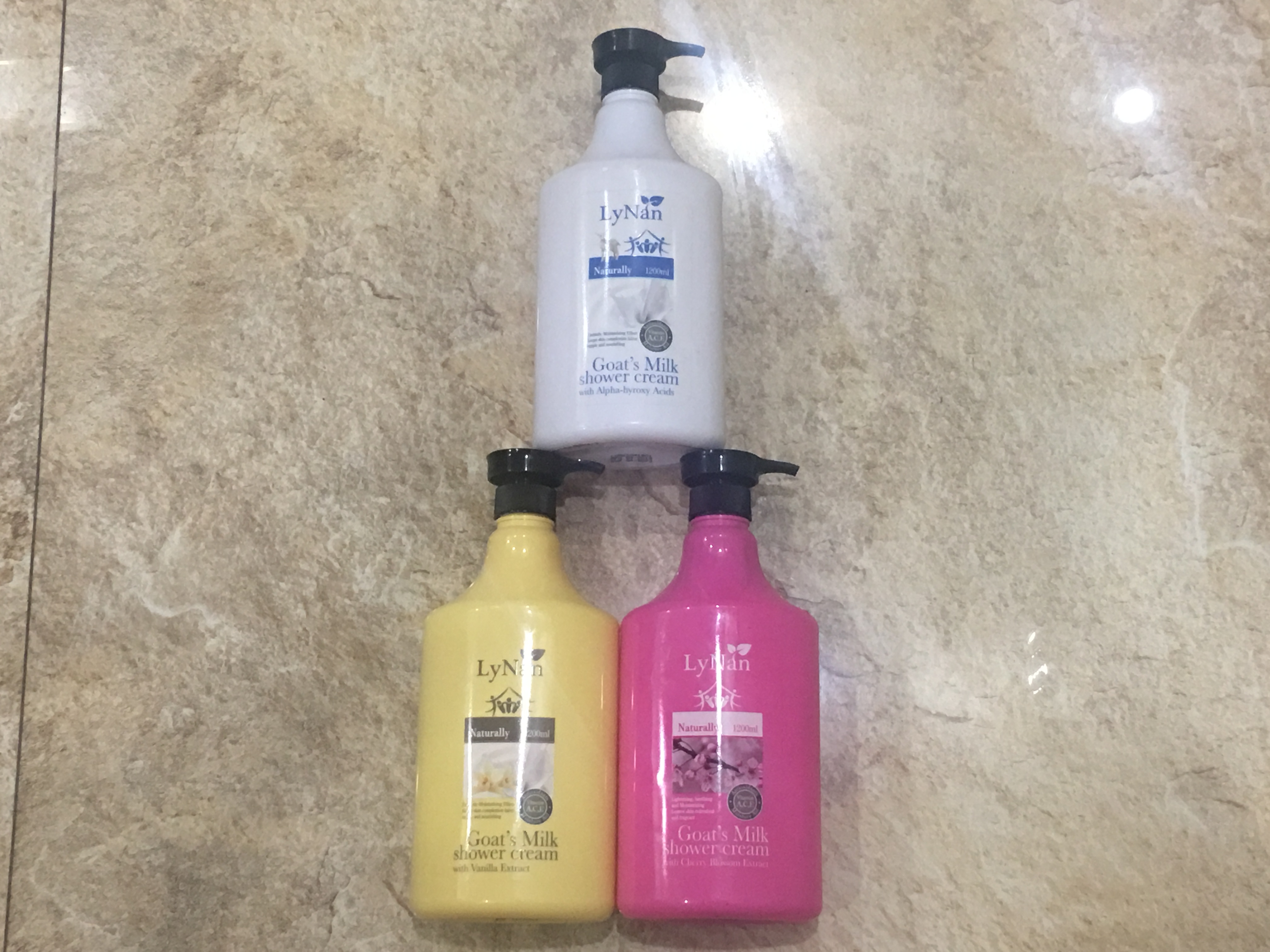 Sữa tắm cao cấp Lynan