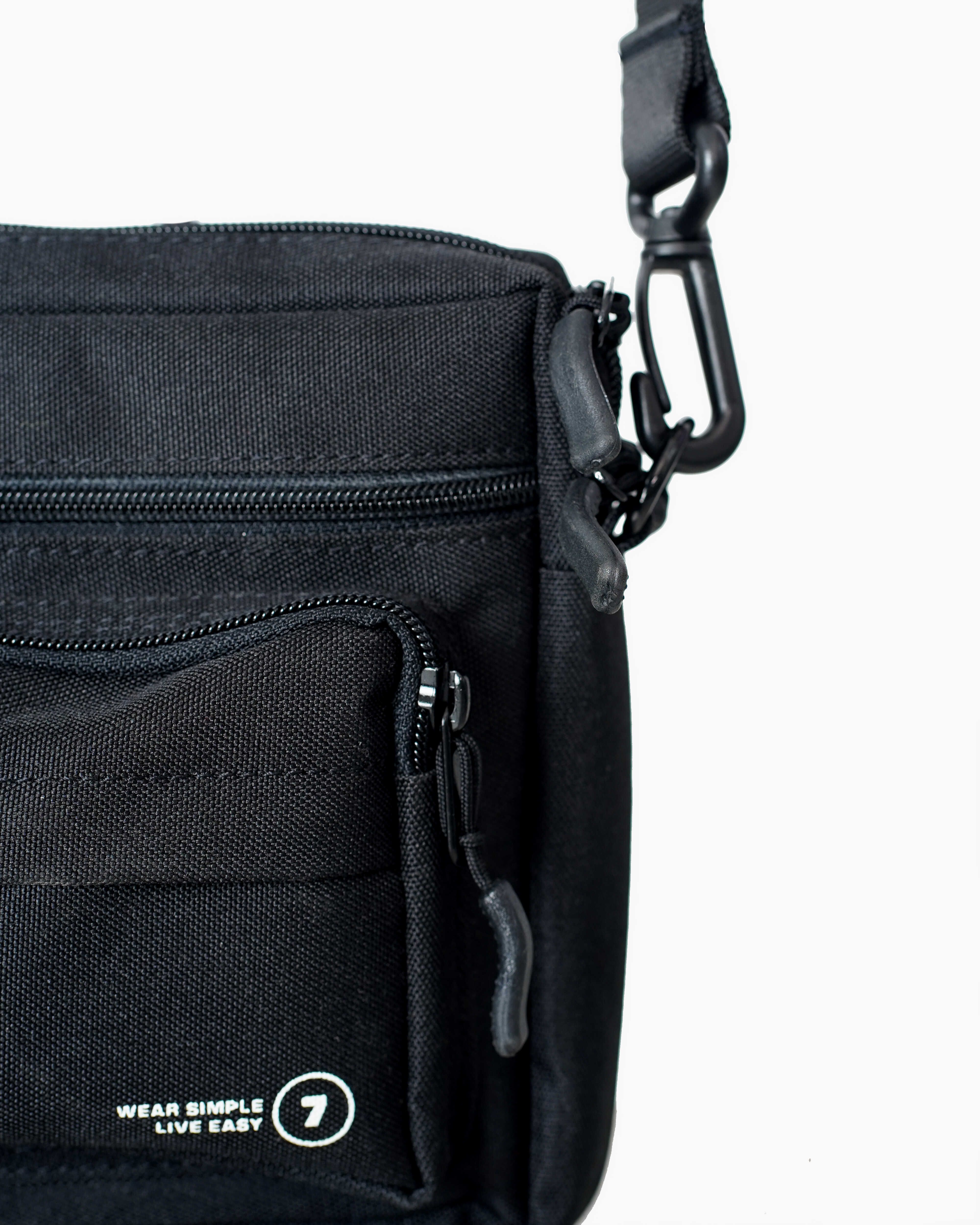 Túi Đeo Chéo NEWSEVEN WSLE Crossbody Bag