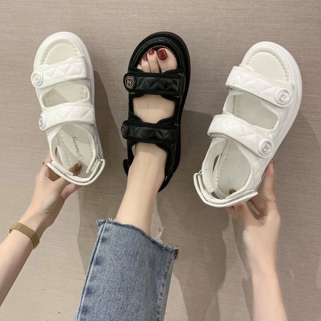 Sandal Hàn Quốc 3 quai 2 màu đen trắng
