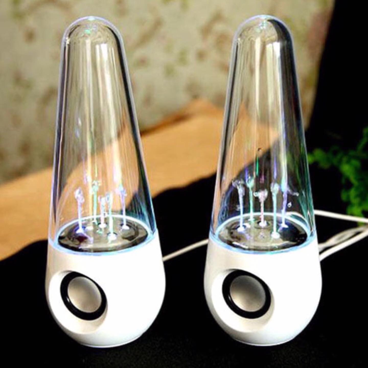 BỘ LOA NHẠC NƯỚC 3D MẪU HÌNH TRỤ