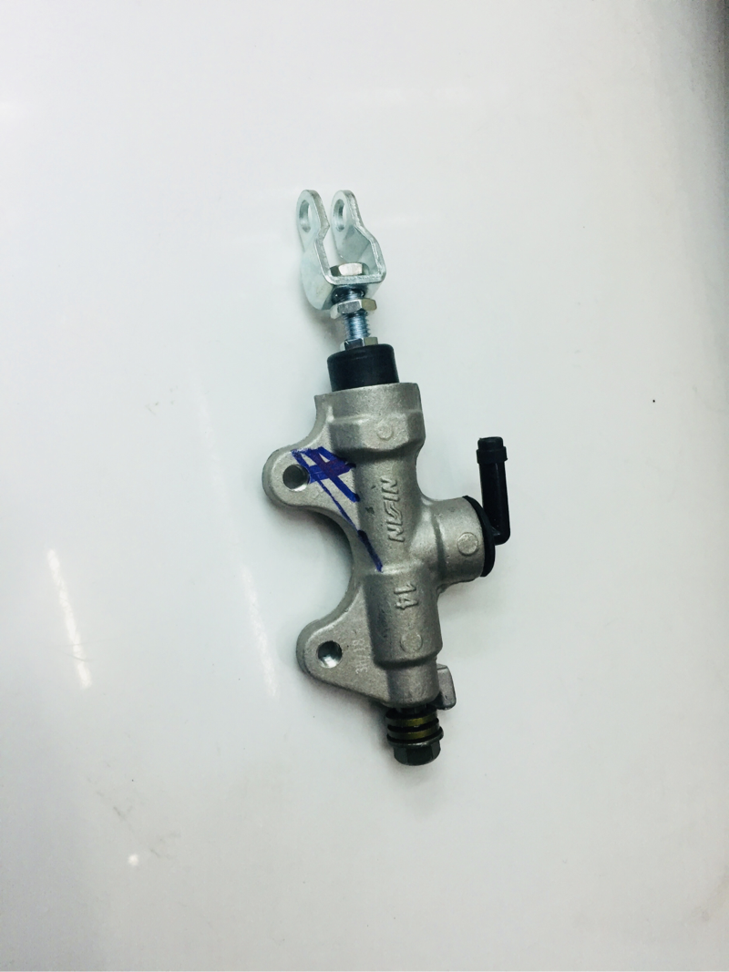 pen đạp thắng dĩa sau wave exciter - Mạnh Tú MTS