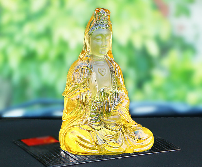 Tượng Quan Âm để xe ô tô Bằng Pha Lê