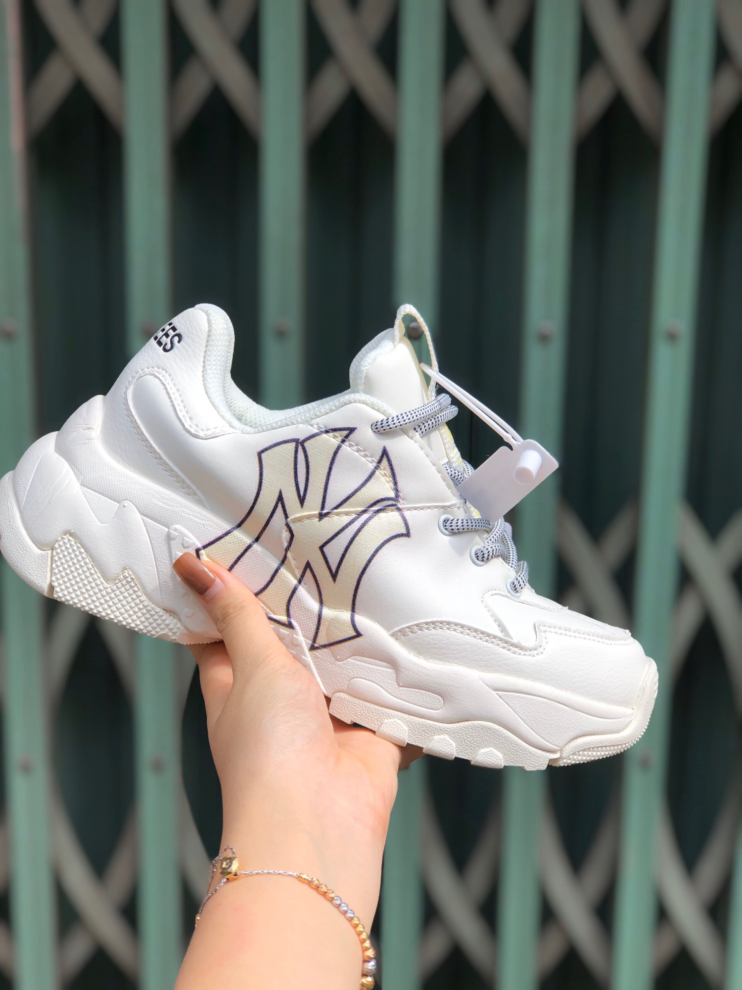 Giày thể thao MLB ny vàng (36-43)