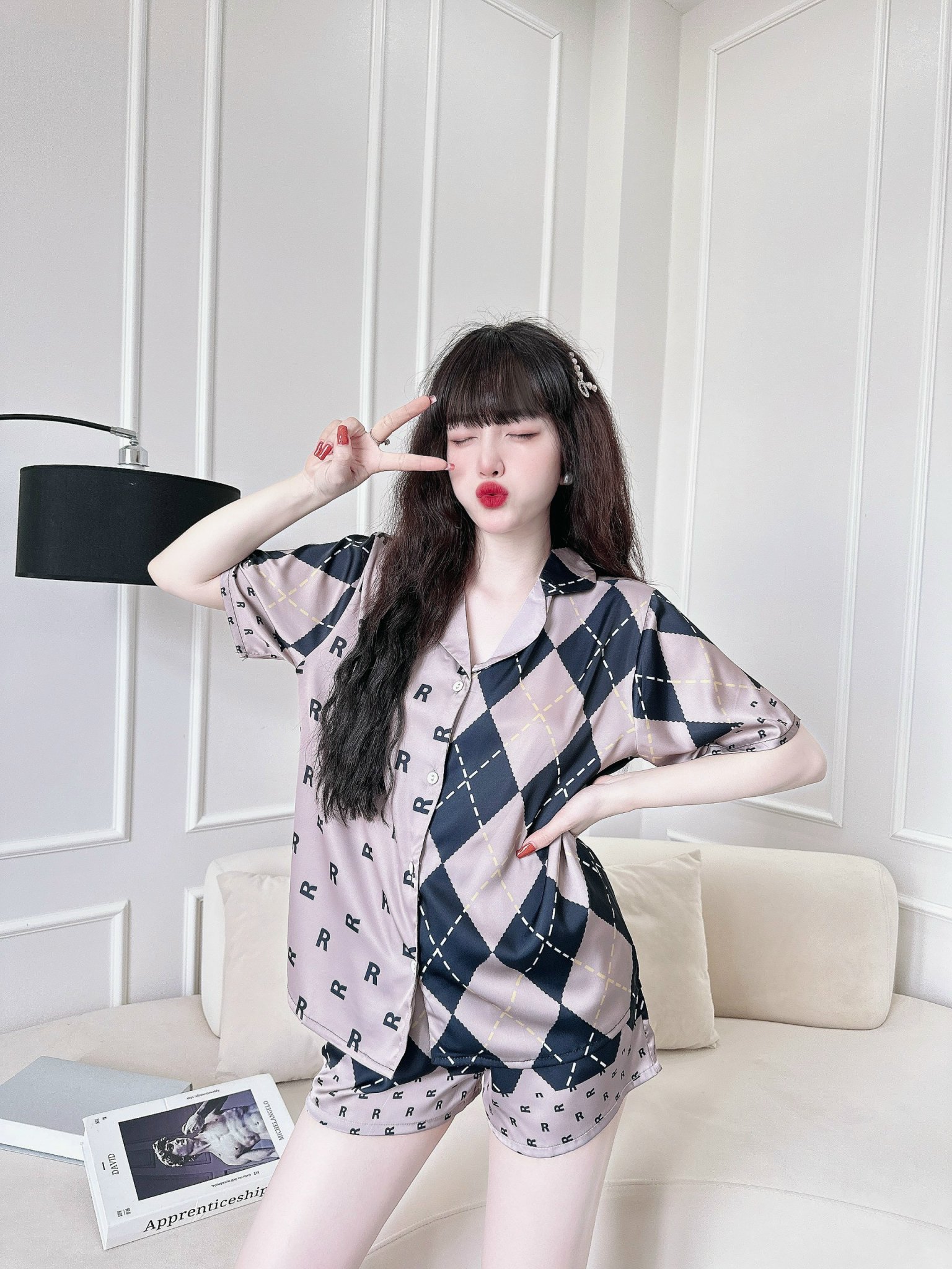 BỘ LỤA ĐÙI MẶC NHÀ VẢI LỤA LATIN CAO CẤP