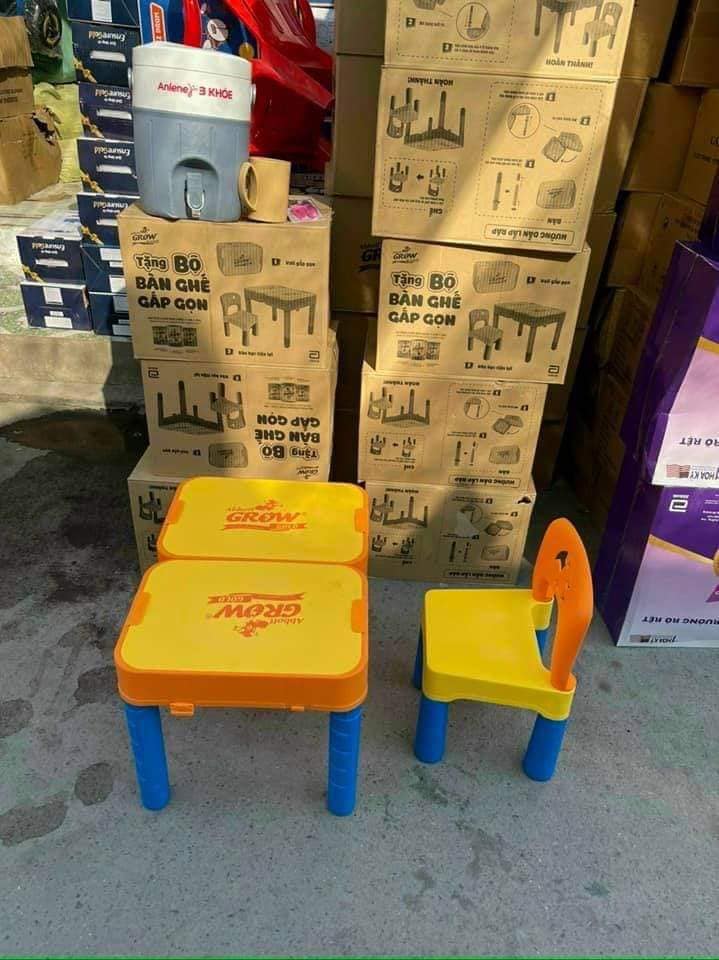 Bộ bàn ghế gấp gọn Grow