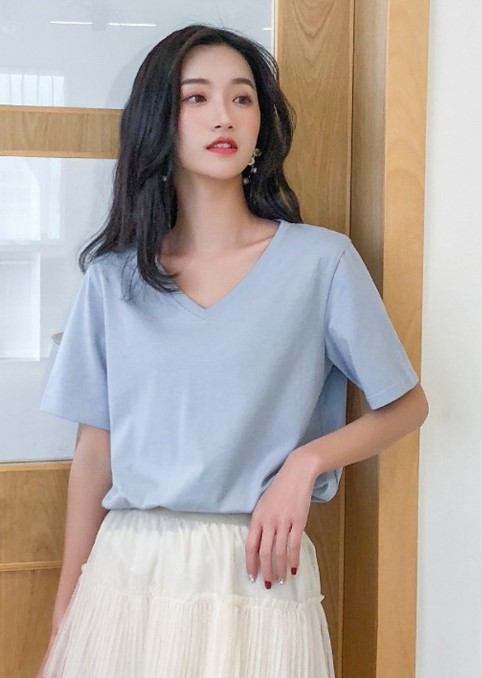 Áo thun nữ cổ tim mẫu Basic