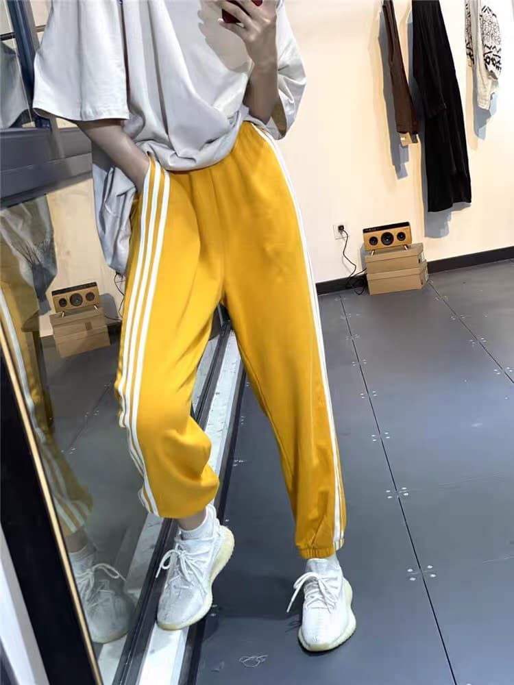 Quần Jogger Kaki Nam Nữ 3 Sọc Unisex