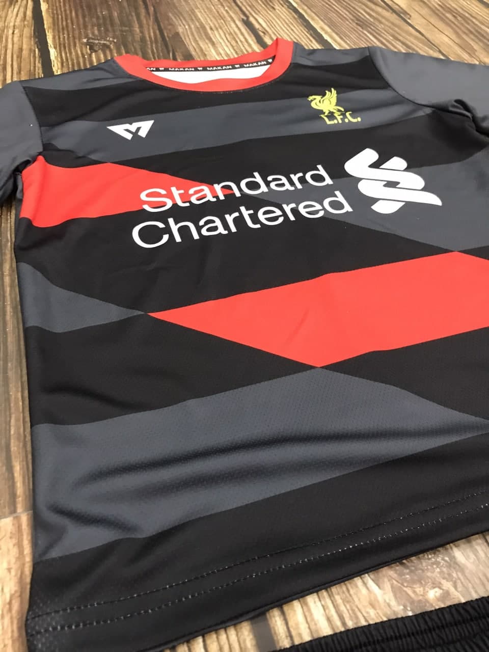 [HCM]Áo bóng đá CLB Liverpool BD389