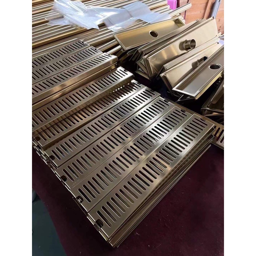 Ga thoát sàn nhà tắm dài 30cm, 60cm hình chữ nhật cao cấp inox 304 đuôi thoát cân ngăn mùi.