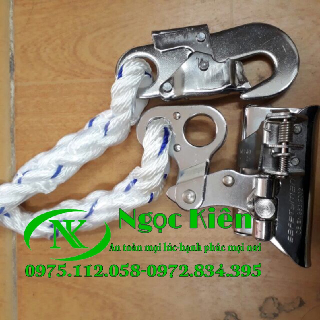 KHÓA HÃM CHỐNG TRƯỢT USAFETY
