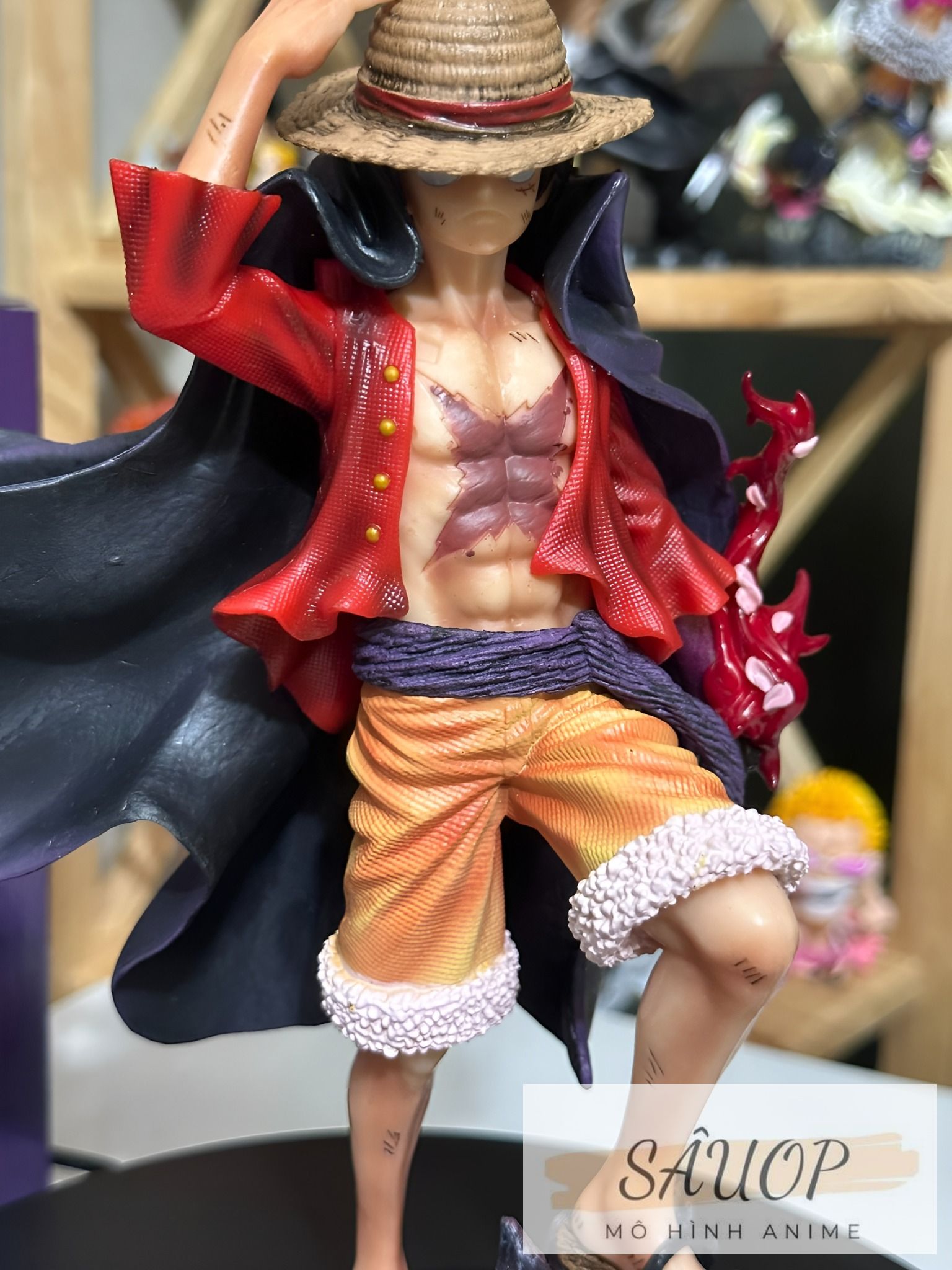 (Mô hình One Piece) Monkey D. Luffy tư thế đang bước lên để chiến đấu (Cao 25cm)