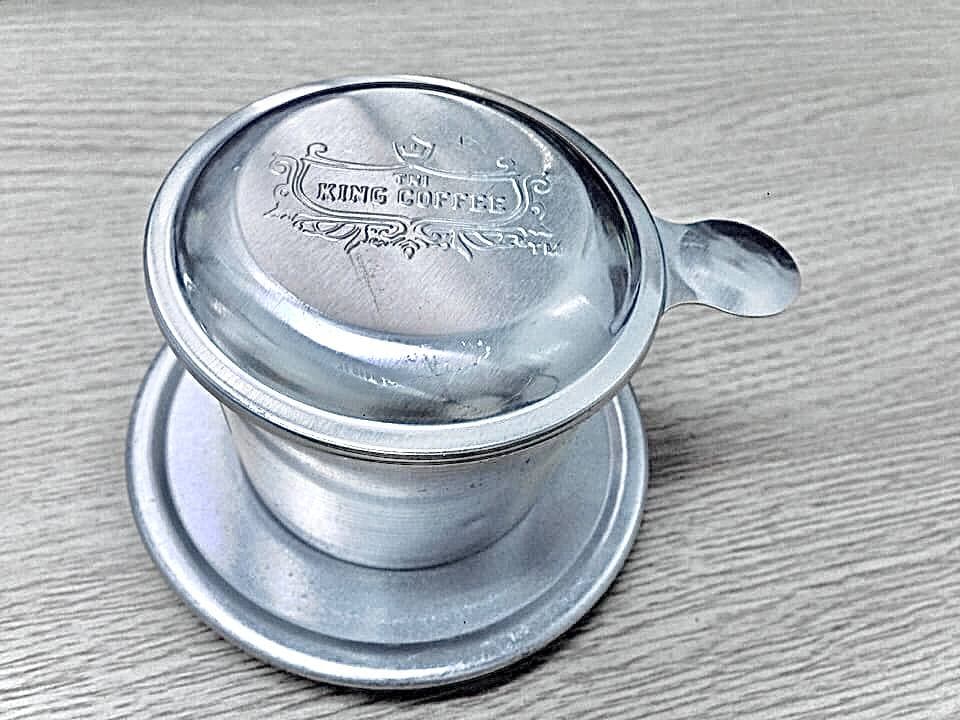 Phin nhôm pha cà phê in logo KING COFFEE ( màu trắng )