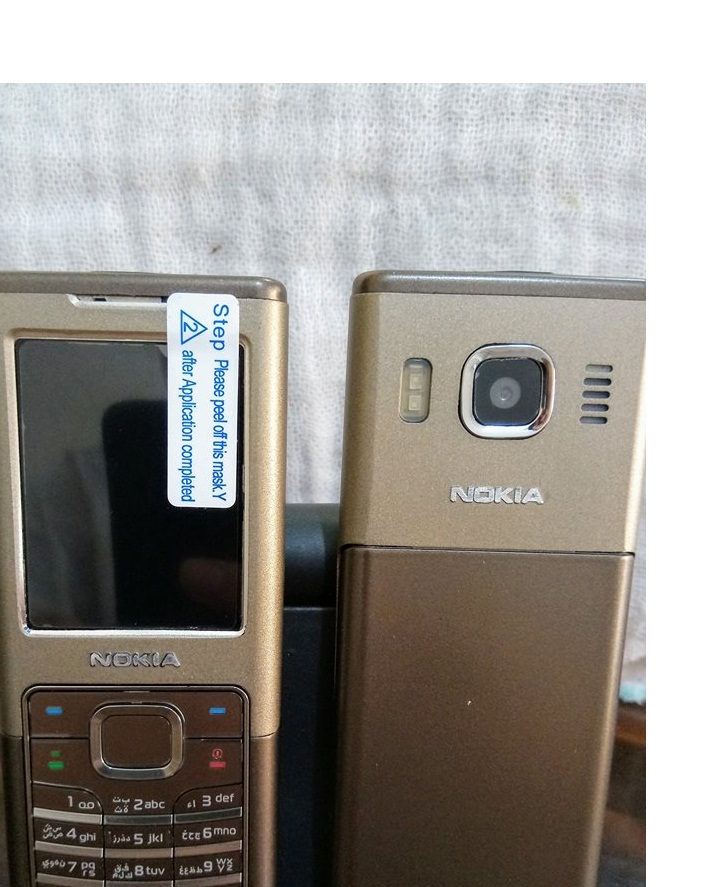 Nokia 6500c  mỏng manh đẹp từng chi tiết.