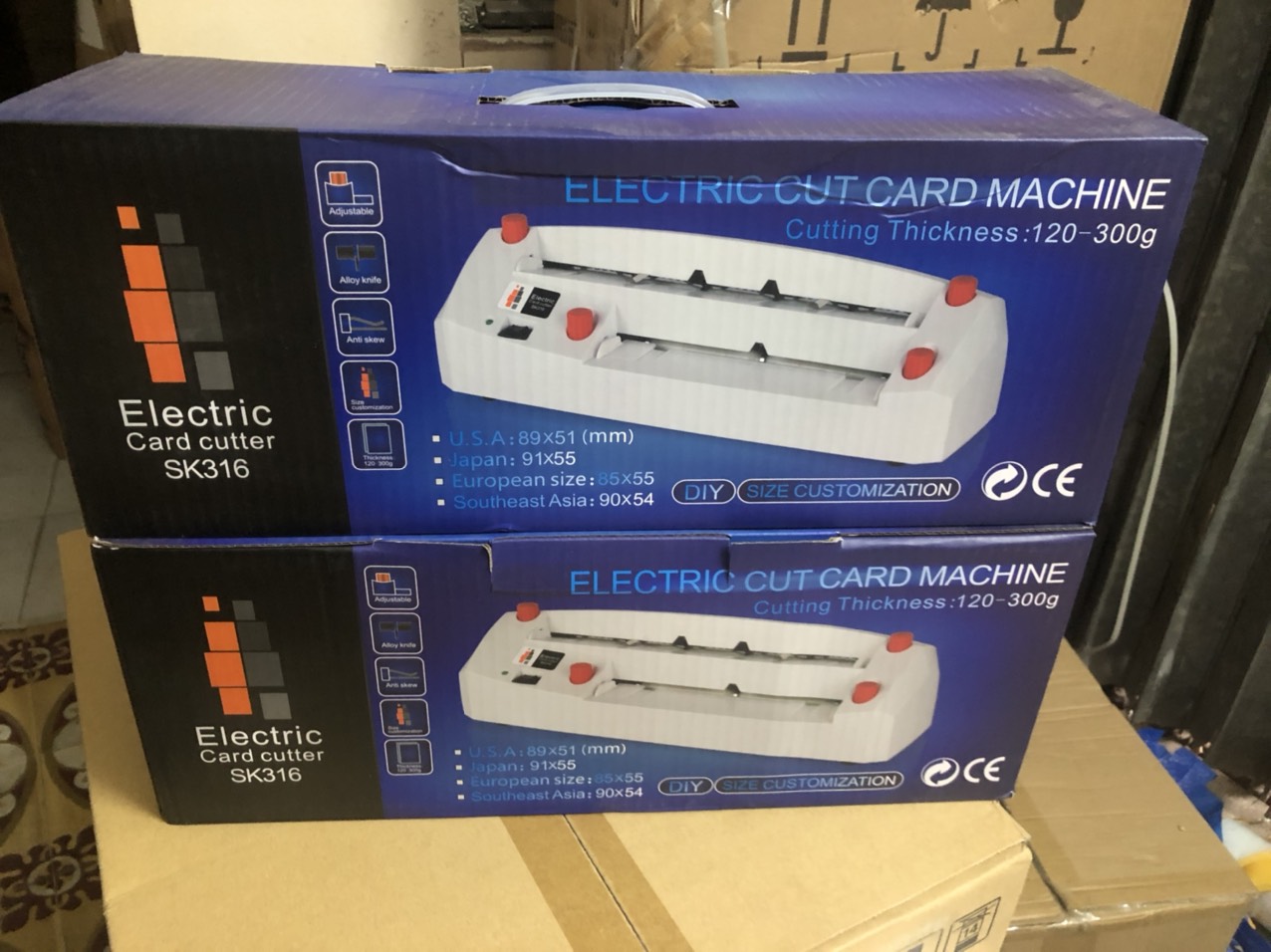 Máy cắt card visit sk316 cắt tự động
