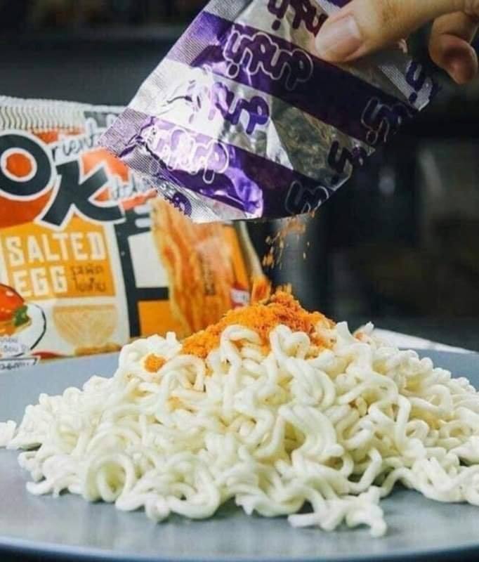 [Lốc 4 gói] MÌ TRỘN TRỨNG MUỐI OK Thái Lan