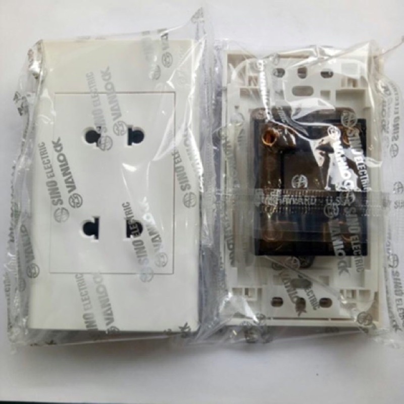 Ổ cắm 2 chấu Sino - 16A dòng S18
