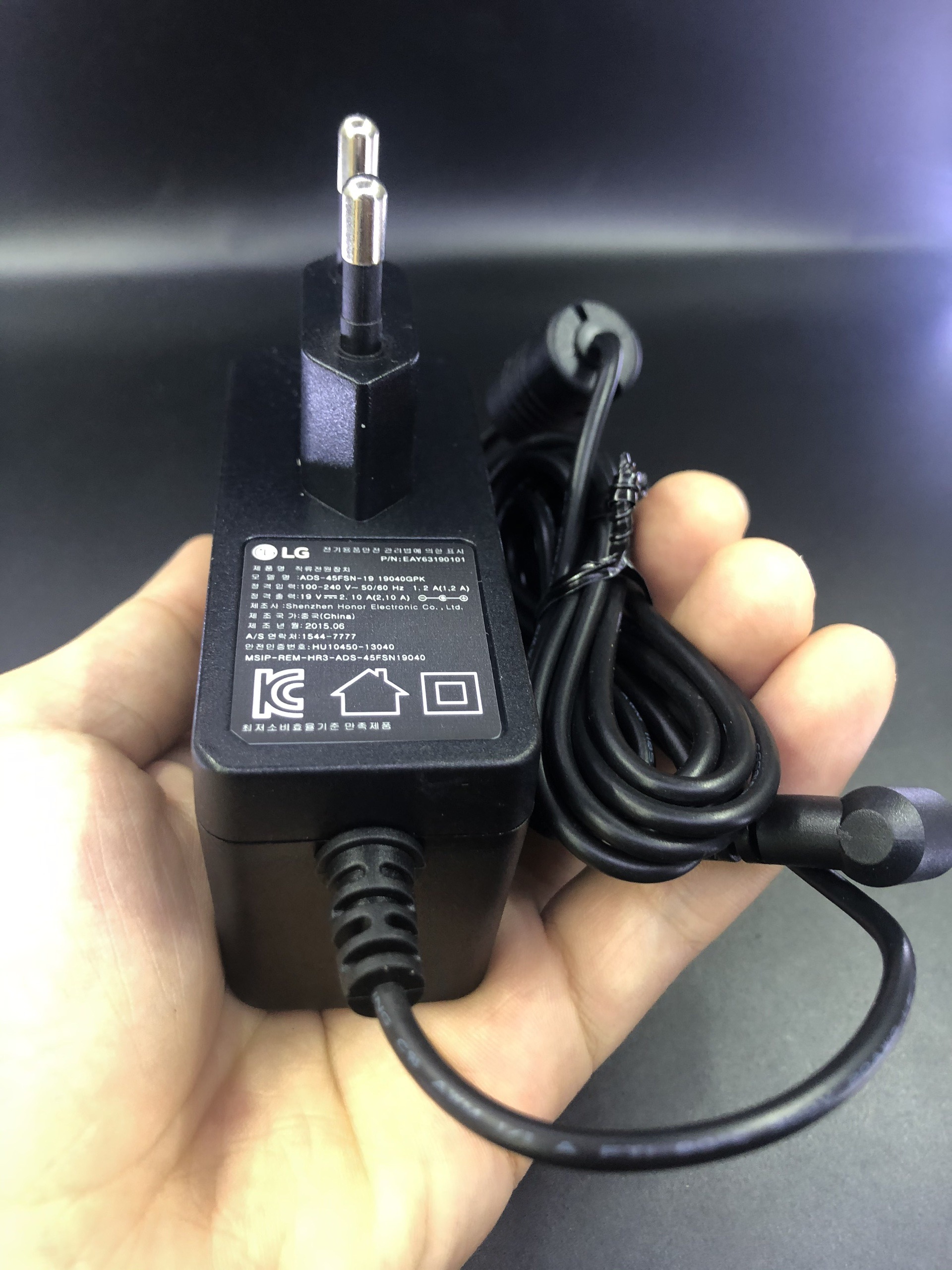 Adapter Nguồn Màn Hình LG 19V 2.1A
