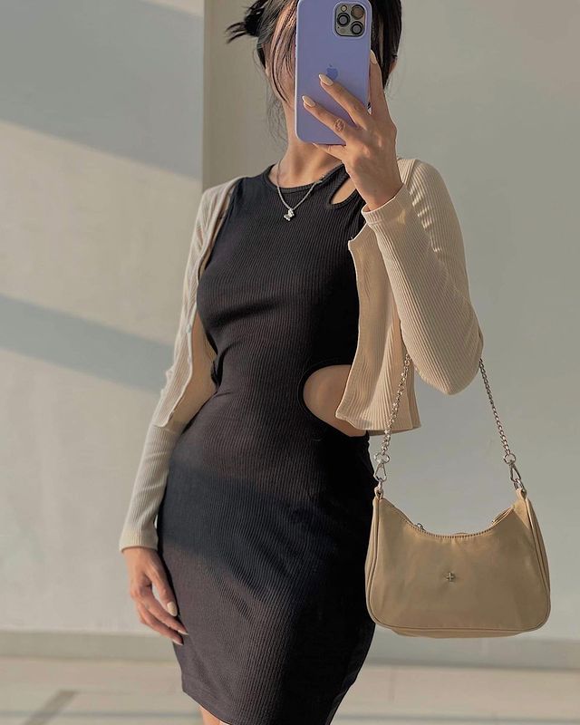 Đầm thun khoét eo - D180