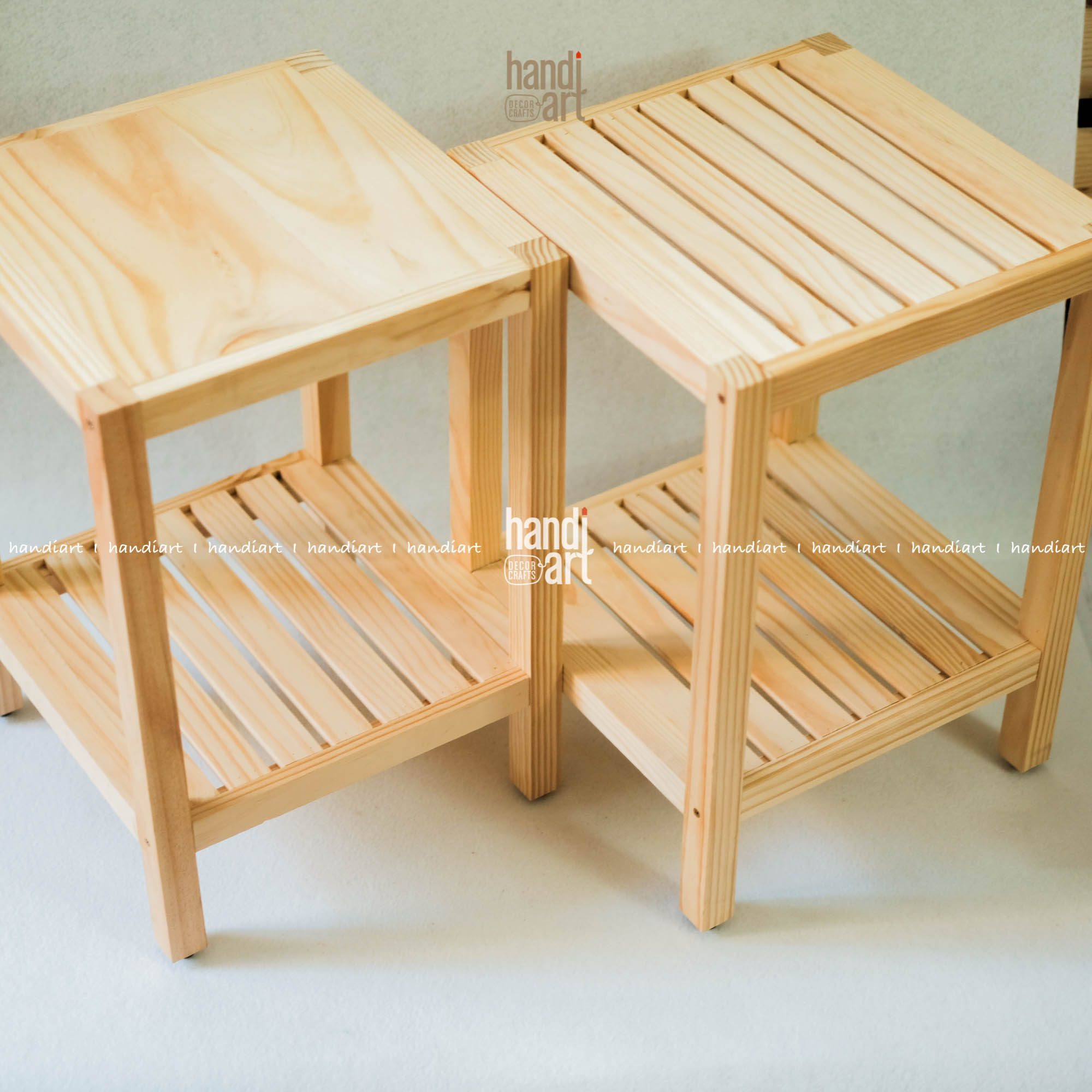 Kệ gỗ đầu giường, tab gỗ trang trí